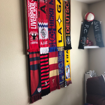 Scarf Display